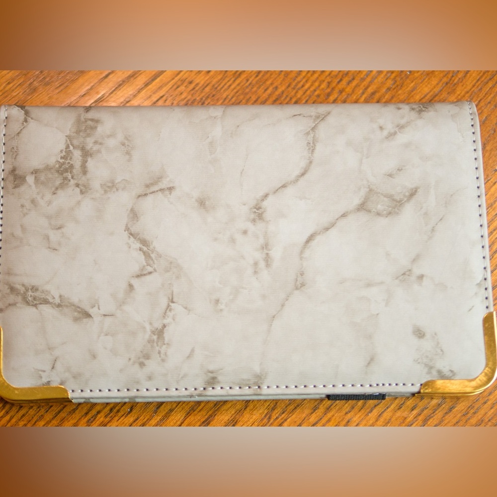 Server Book Organizer with Zipper Pouch